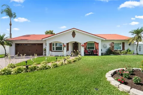 8720 Bay Crest Lane Tampa FL 33615