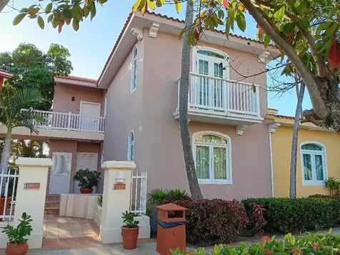 Las Casitas Village 1 1 Avenue Conquistador Fajardo PR 00738
