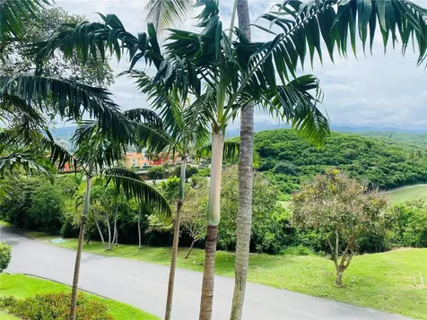 Las Casitas Village 1 1 Avenue Conquistador Fajardo PR 00738