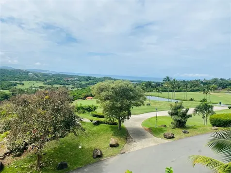 Las Casitas Village 1 1 Avenue Conquistador Fajardo PR 00738