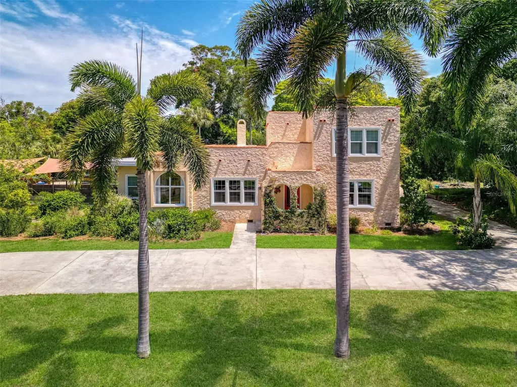 6131 10th Avenue S Gulfport FL 33707