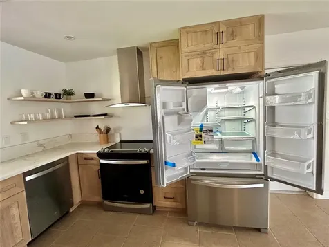 3637 Mineola Drive Sarasota FL 34239