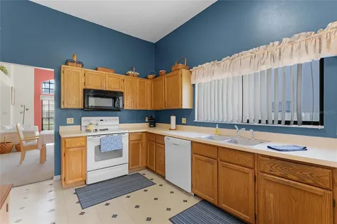 5285 N Lake Burkett Lane Winter Park FL 32792