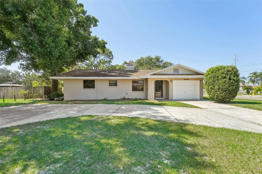 2090 W Hartridge Terrace Winter Haven FL 33881