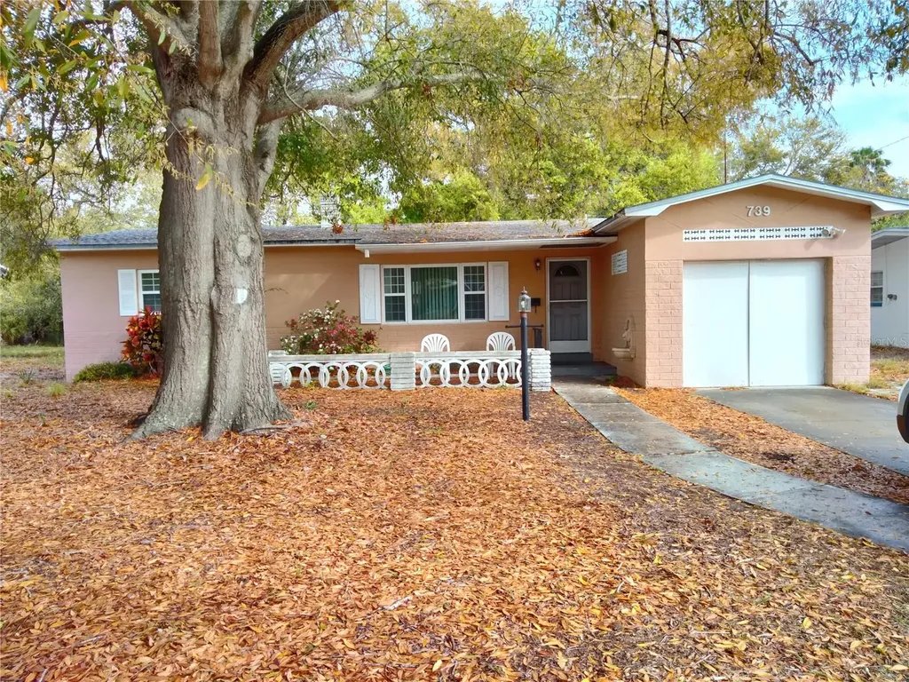739 62nd Avenue S St Petersburg FL 33705