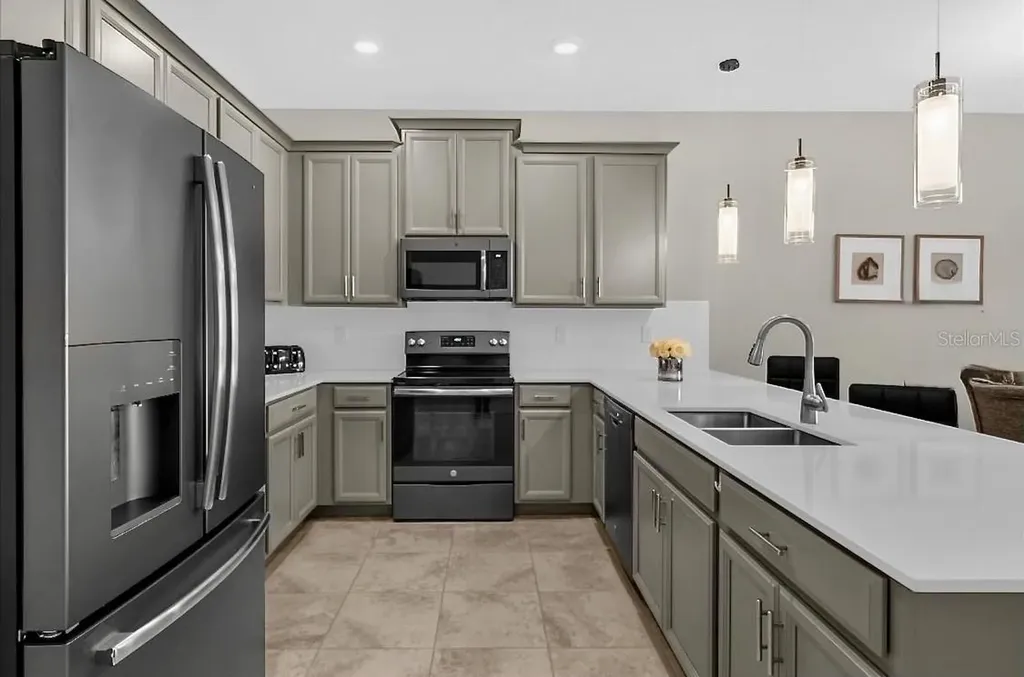 505 Ocean Course Avenue Davenport FL 33896