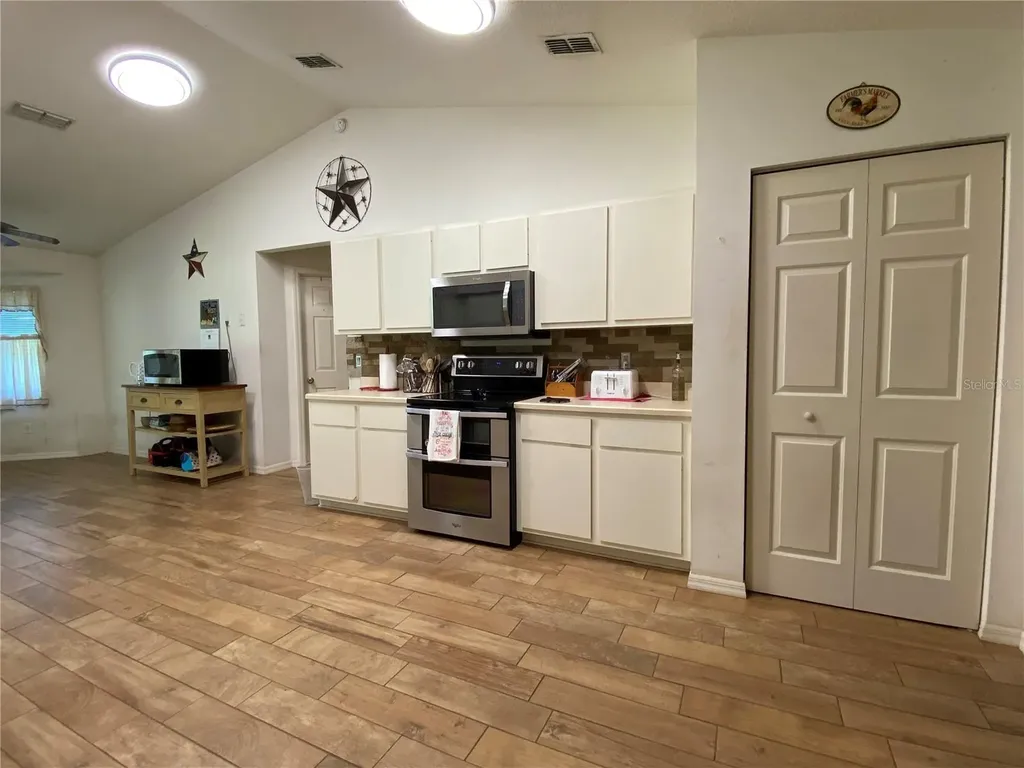 1801 NE 77th Street Ocala FL 34479