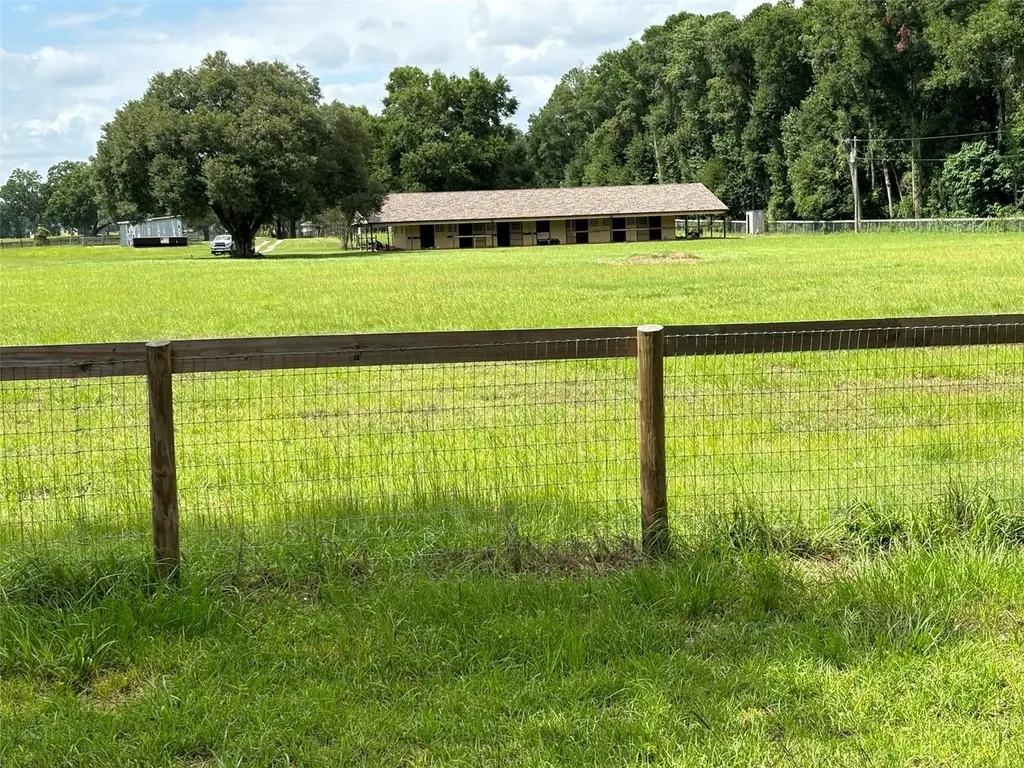 1801 NE 77th Street Ocala FL 34479