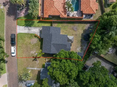 4035 8th Street N St Petersburg FL 33703