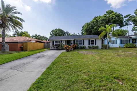 4035 8th Street N St Petersburg FL 33703