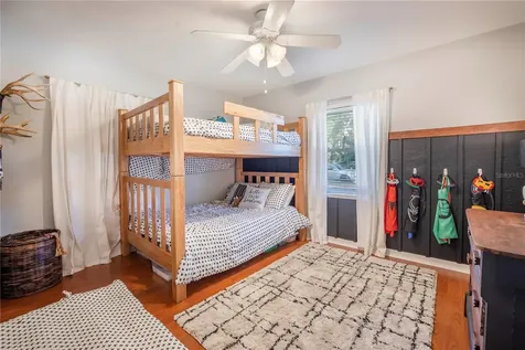 4035 8th Street N St Petersburg FL 33703