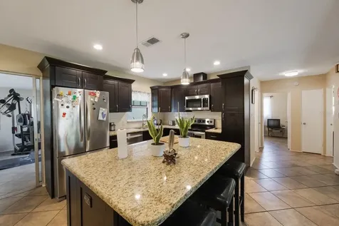 9981 55th Avenue N St Petersburg FL 33708