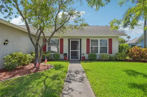 1013 64th Street W Bradenton FL 34209