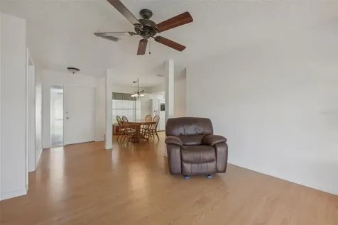 1013 64th Street W Bradenton FL 34209