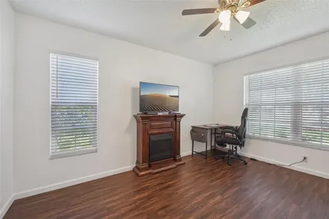 1013 64th Street W Bradenton FL 34209