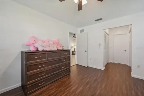 1013 64th Street W Bradenton FL 34209