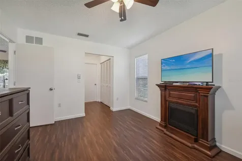 1013 64th Street W Bradenton FL 34209