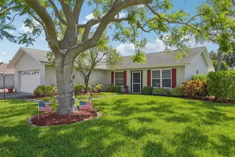 1013 64th Street W Bradenton FL 34209