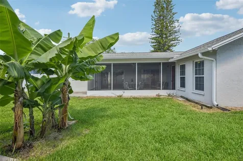 1013 64th Street W Bradenton FL 34209