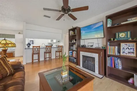1013 64th Street W Bradenton FL 34209
