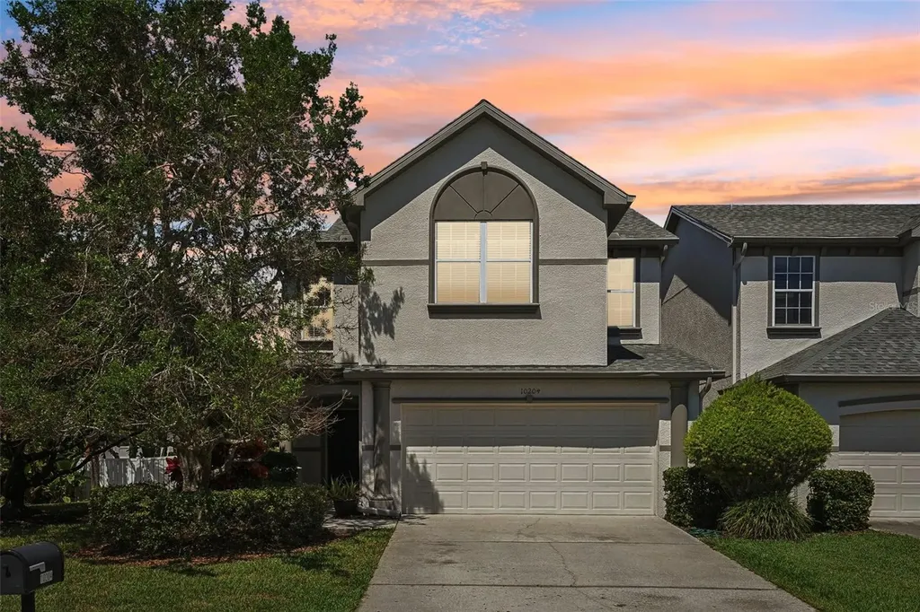 10204 Dolce Vista Drive NE St Petersburg FL 33702