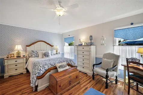 5059 China Sea Drive Tavares FL 32778