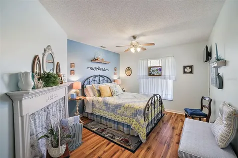 5059 China Sea Drive Tavares FL 32778