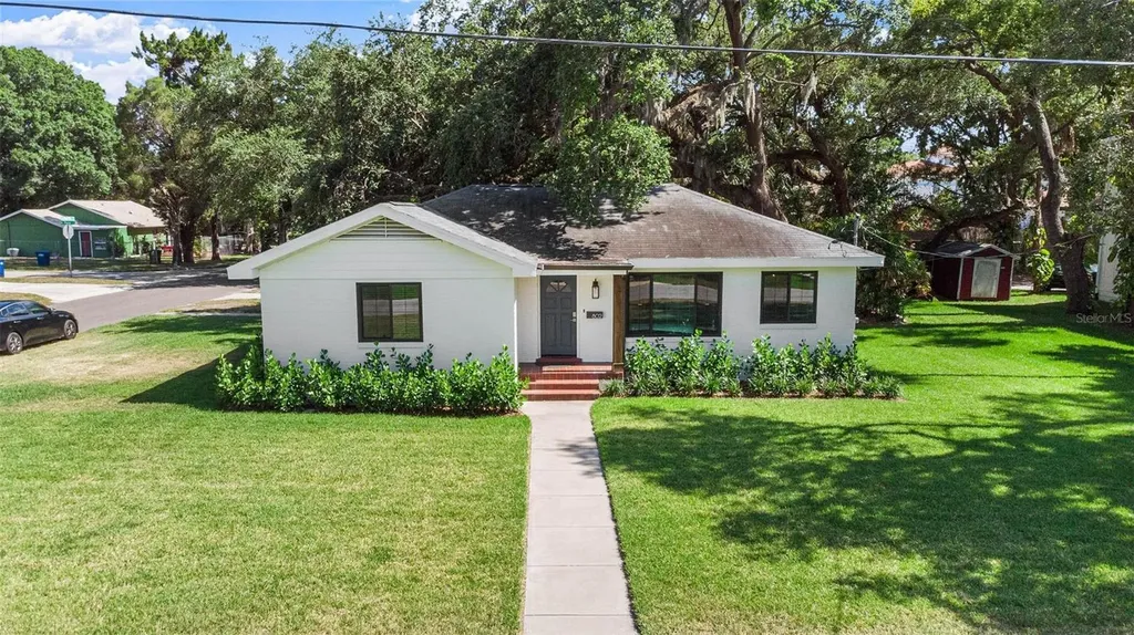 802 W Coral Street Tampa FL 33602