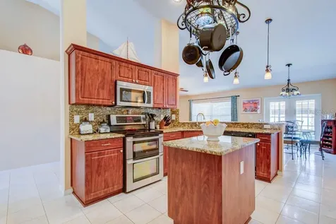 1204 Laurie Sue Court Brandon FL 33511