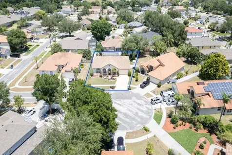 1204 Laurie Sue Court Brandon FL 33511