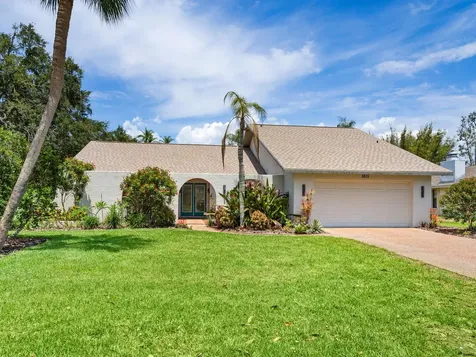 3815 Countryside Lane Sarasota FL 34233