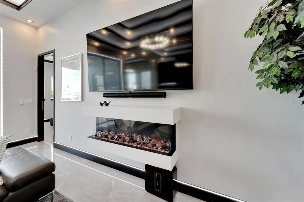 6542 Simone Shores Circle Apollo Beach FL 33572