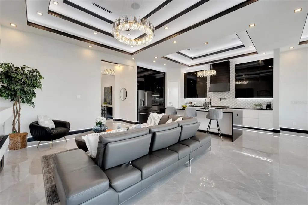 6542 Simone Shores Circle Apollo Beach FL 33572