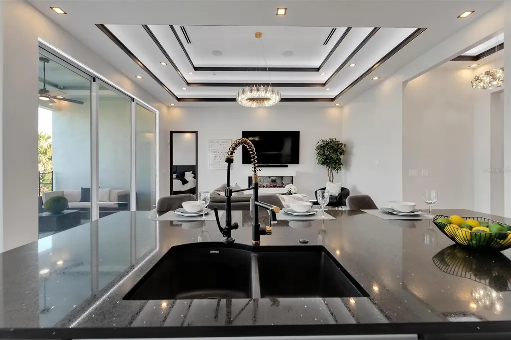 6542 Simone Shores Circle Apollo Beach FL 33572