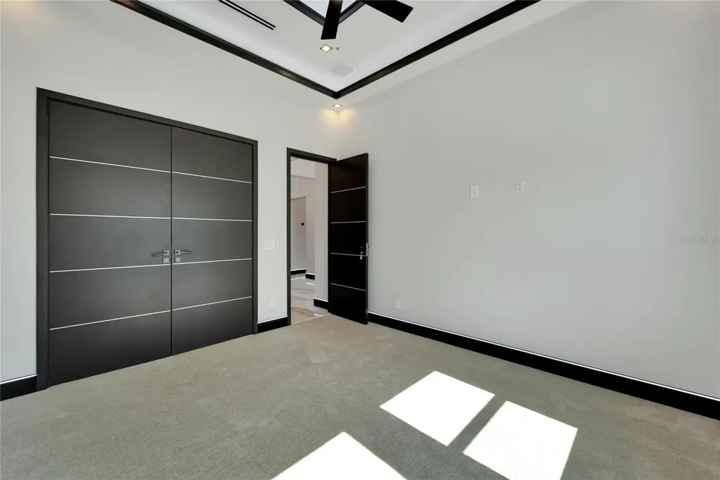 6542 Simone Shores Circle Apollo Beach FL 33572