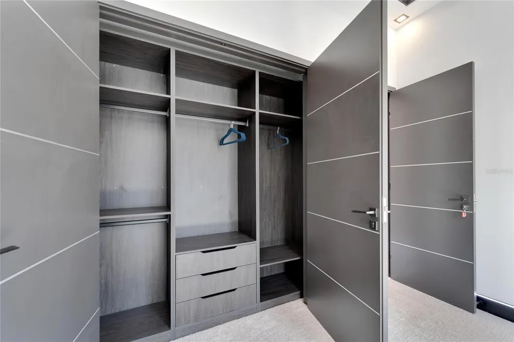 6542 Simone Shores Circle Apollo Beach FL 33572