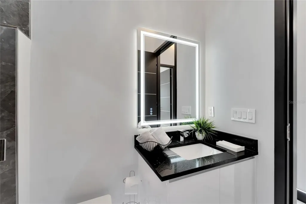 6542 Simone Shores Circle Apollo Beach FL 33572