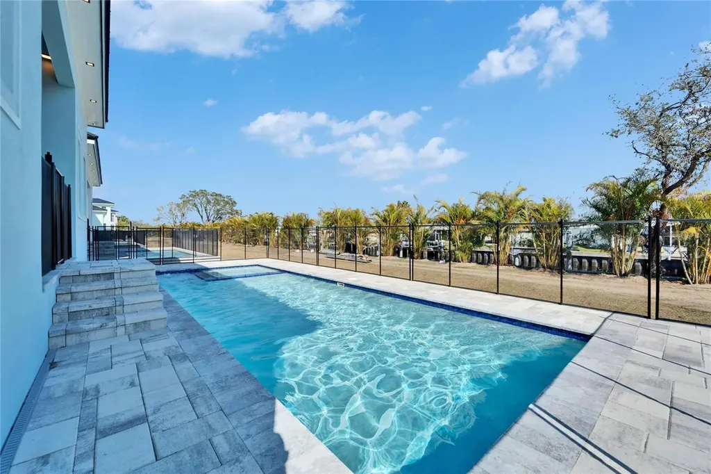 6542 Simone Shores Circle Apollo Beach FL 33572