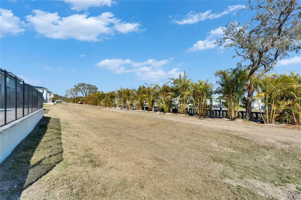 6542 Simone Shores Circle Apollo Beach FL 33572