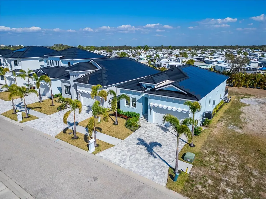 6542 Simone Shores Circle Apollo Beach FL 33572