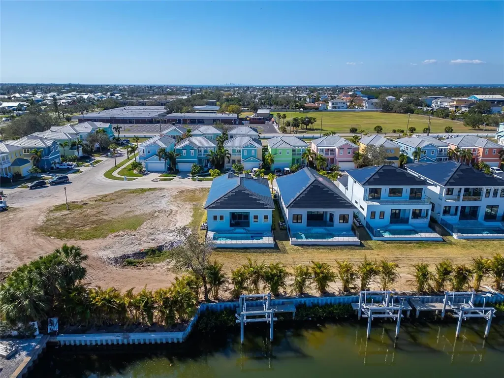 6542 Simone Shores Circle Apollo Beach FL 33572