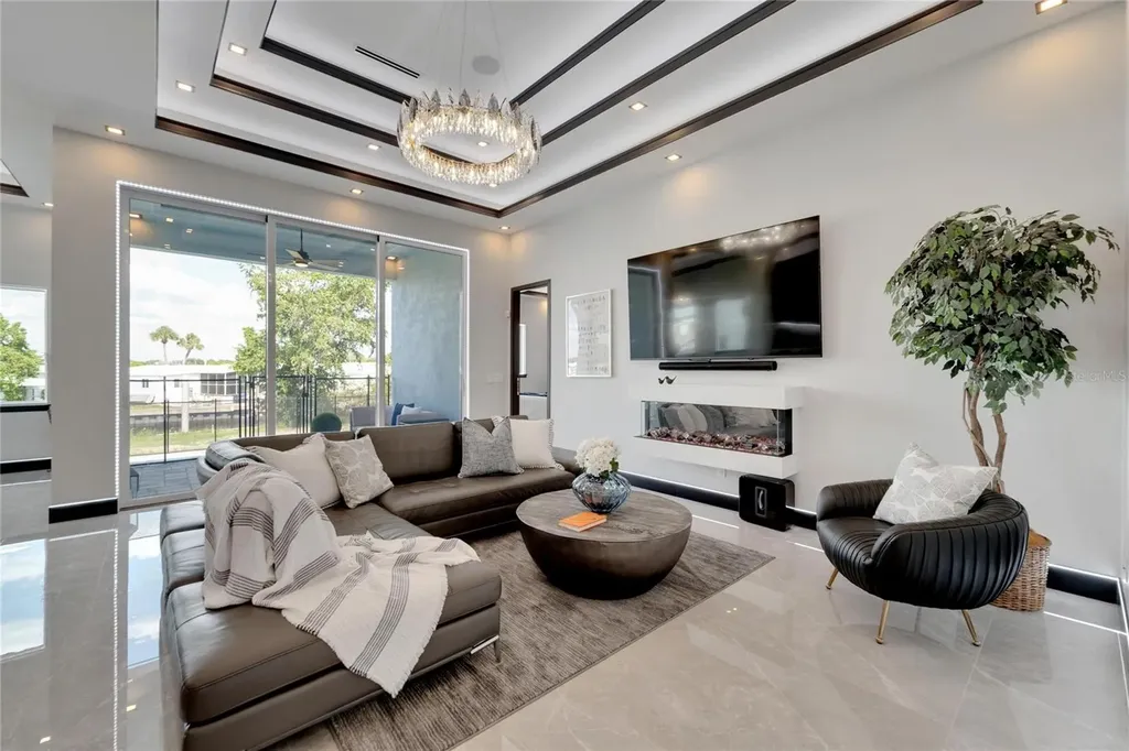 6542 Simone Shores Circle Apollo Beach FL 33572