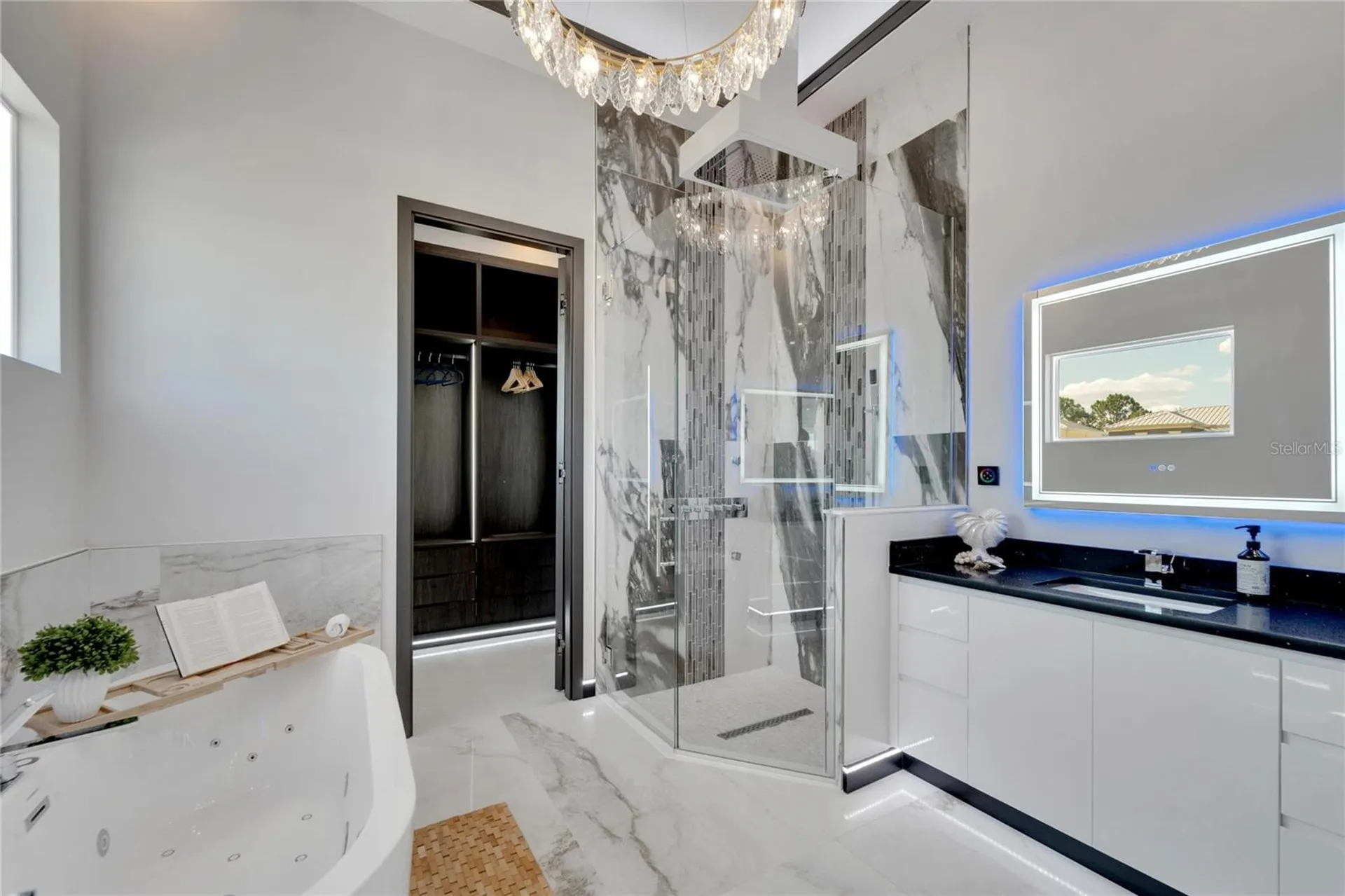 6542 Simone Shores Circle Apollo Beach FL 33572