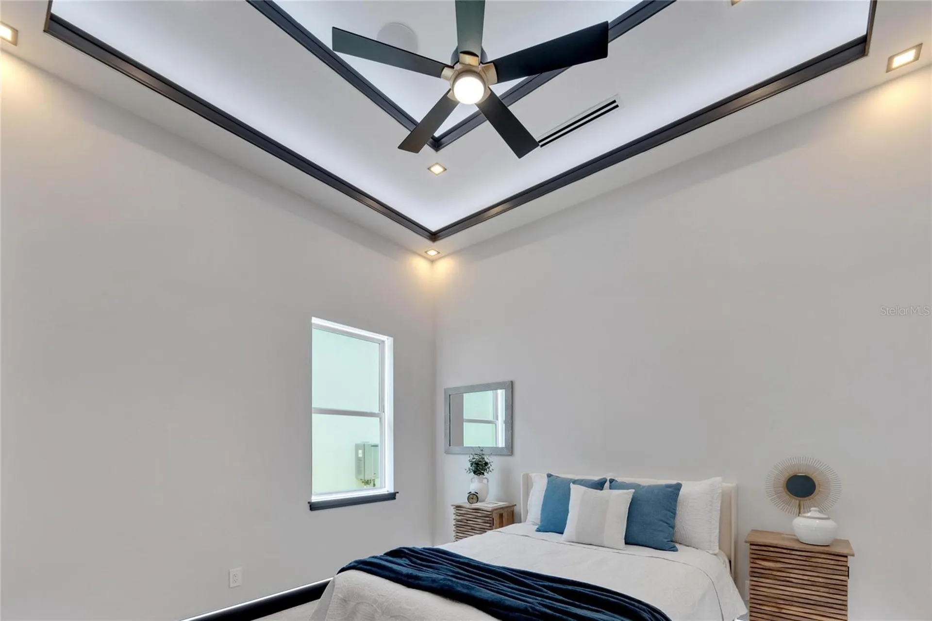 6542 Simone Shores Circle Apollo Beach FL 33572