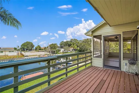 3924 Beach Drive SE St Petersburg FL 33705
