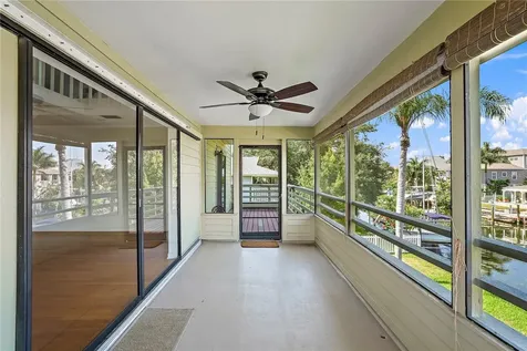 3924 Beach Drive SE St Petersburg FL 33705
