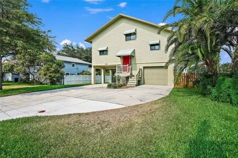 3924 Beach Drive SE St Petersburg FL 33705