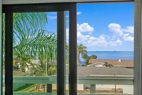 3924 Beach Drive SE St Petersburg FL 33705