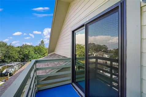 3924 Beach Drive SE St Petersburg FL 33705