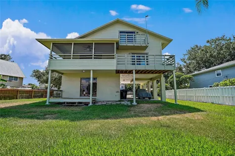 3924 Beach Drive SE St Petersburg FL 33705